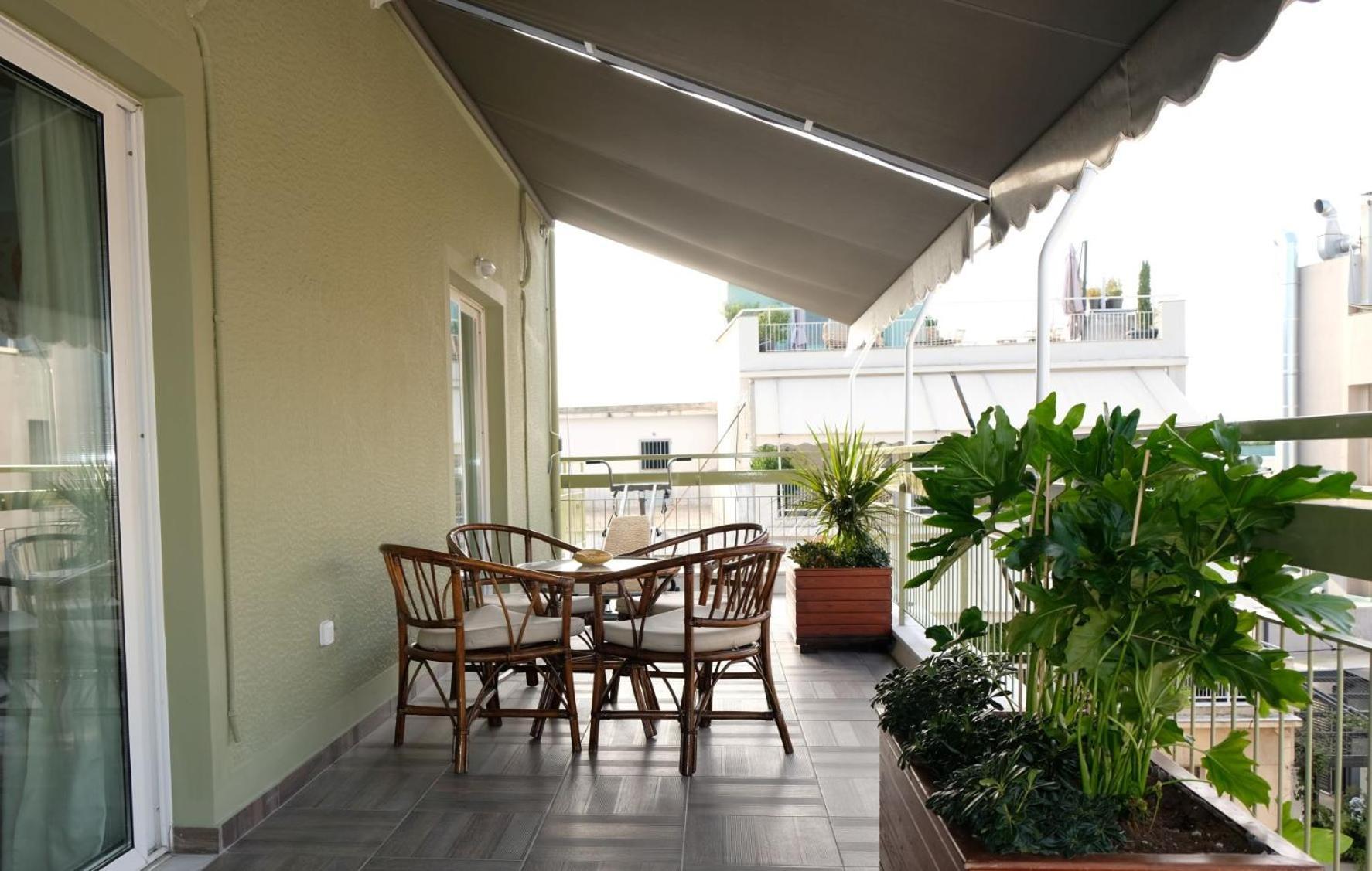 Stylish Apartment, Acropolis View Атина Екстериор снимка